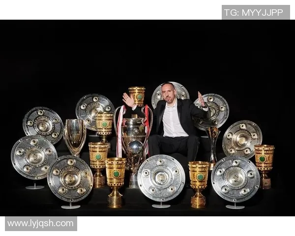 足球传奇里贝里生平与成就全解析，回顾他的辉煌足球生涯与影响力